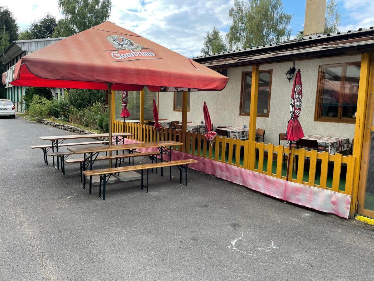 Penzion Na Srubech Hora Svate Kateriny 外观 照片